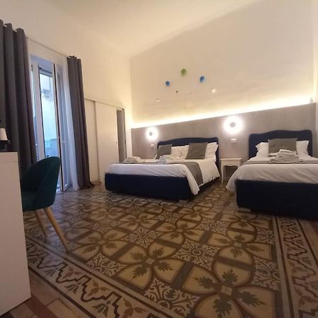 Dimora Fantasia Charme B&B 바리 외부 사진