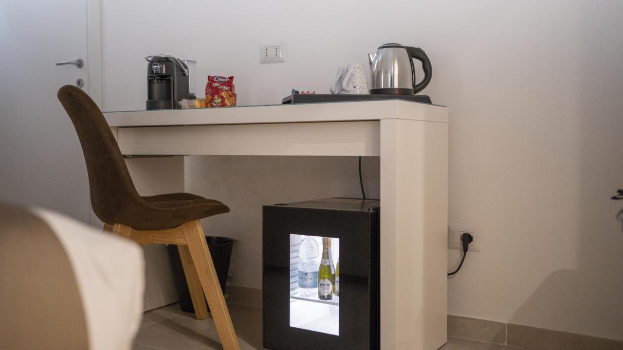 Dimora Fantasia Charme B&B 바리 외부 사진